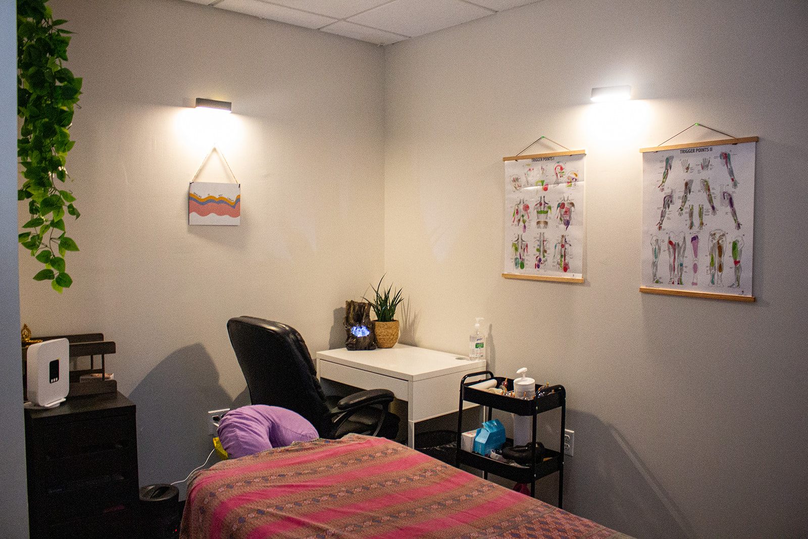 New York clinic massage room, second angle
